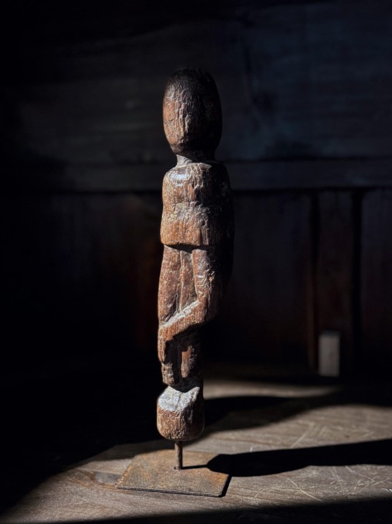 figura_rzeźba_indonezja.jpg