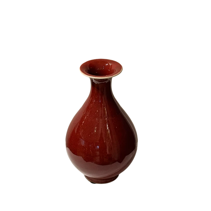 Klasyczny bordowy wazon ceramiczny z Chin – ujęcie z bliska
