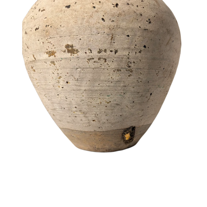 Prezentacja dolnej części oraz proporcji chińskiego naczynia ceramicznego