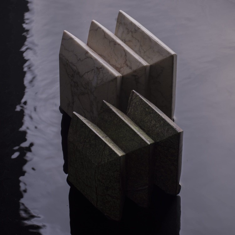 modu_large_green_stone_polska_sztuka_bonega.jpg