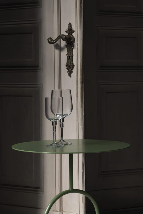 bow_table_olive_polska_sztuka_bonega.jpg